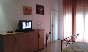 Batistei Apartment - Image 5