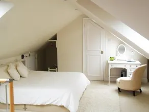 Pearfield Bed and Breakfast - Image 2