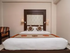 Oyo 16545 Hotel Kant - Image 2