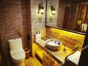 Pineapple Hotel - Image 5