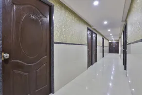 Siddhi Vinayak Rooms By OYO Rooms - Image 2