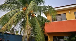 Chalet en Puerto San Jose - Image 2