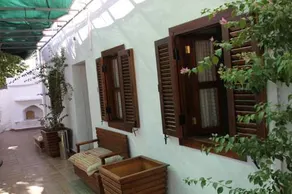 AA Hotel - Image 2