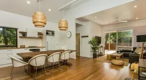 Alcorn House - Stylish beach house - Image 4