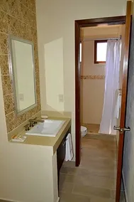 Hotel Plaza Bernal - Image 2
