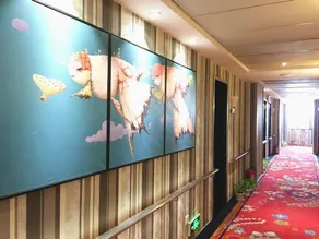 Wantong Holiday Hotel - Image 4