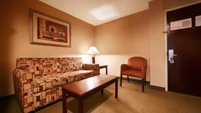 BEST WESTERN RIVERVIEW INN & SUITES - Image 3