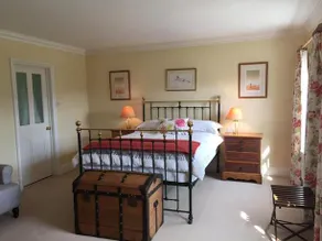 Redmarley Bed and Breakfast - Image 4