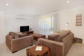 Koorin 3 Holiday House - Image 2