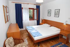 Holiday Home Olive Tree - Image 3