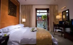 Central Guojian Hotel Beijing - Image 5