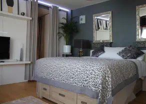 The Beach House Hotel - Image 2
