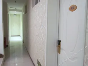 WANMEI THEME EXPRESS HOTEL - Image 4
