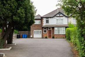 Melrose Guest House Derby - Image 1