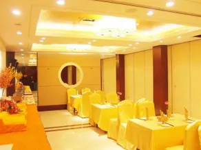 Longyou Jinfeng Guomao Hotel - Image 4