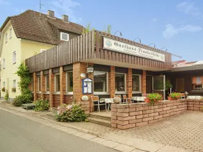 Comfortable apartment in quiet location with gorgeous south-facing balcony - Image 2