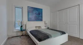 Stylish Condo Close to Royal Alex and Downtown /w Parking and Private Entrance - Image 2