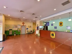 Super 8 Hotel Beijing Daxing Huang Cun - Image 2