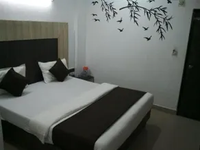 FabHotel Mid Way - Image 5