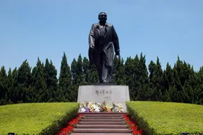 Yitel Hotel Shenzhen Huaqiangbei - Image 3