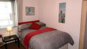 Flat In The Square - Image 4