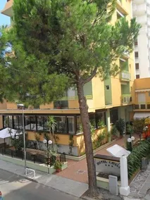 Cavalli Hotel - Image 2