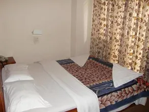 Hotel Cosmic - Image 4