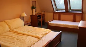 Garden Hotel Budapest - Image 4