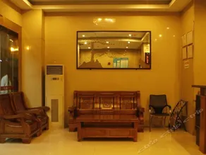 Guangchu Hotel Zhanjiang - Image 5