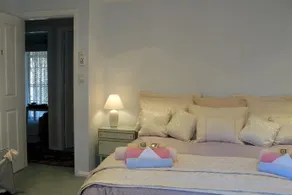 Abby Lodge - Image 2