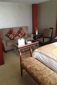 HUANGHE HOTEL - Image 5