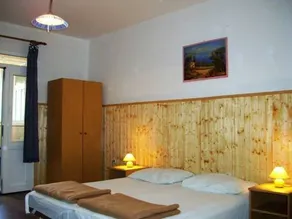 Country House Pansion - Image 3