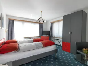Hotel Cresta - Image 2