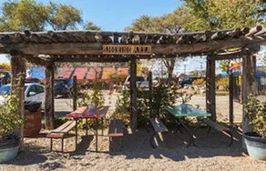 Silver Saddle Motel - Image 2