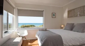Penguin Beach House - Image 2