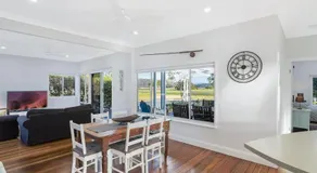 Kesla Beach House - Image 2