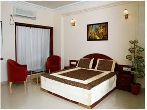 Vista Rooms At Zaveri Bungalows - Image 5