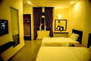 Hilary Hotel - Image 4