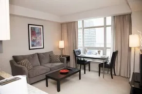 Toronto Luxury Accommodations - Soho - Image 5