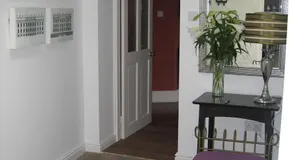 Heathy Lea Bed And Breakfast - Image 4