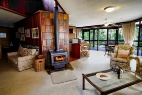 The Coombe on Wilson Inlet - Image 4
