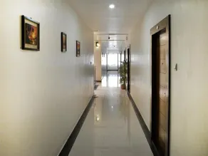 OYO Rooms SBI Circle - Image 2