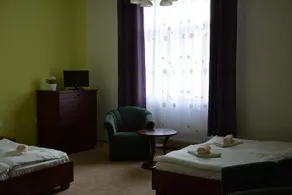 Hotel Dermot - Image 5
