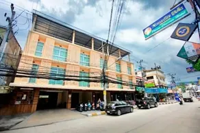 Phrom Charoen Hotel - Image 2