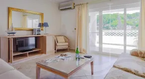 Casa Sol Spacious Apartment in Vale de Lobo - Image 4