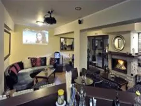 ALPINA SUITES - Image 3