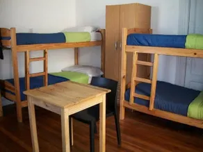 Waikiki Hostel - Image 5