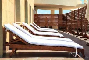Utopia Resort - Image 3