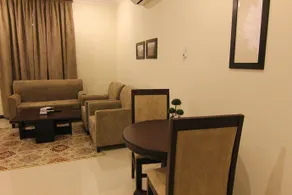Flora Hotel Suites - Image 5