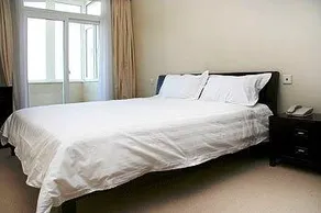 Star City Landmark Apartment - Image 5